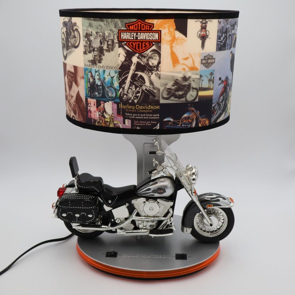 Harley Davidson 2004 Heritage Softail Motorcycle Table Lamp King America